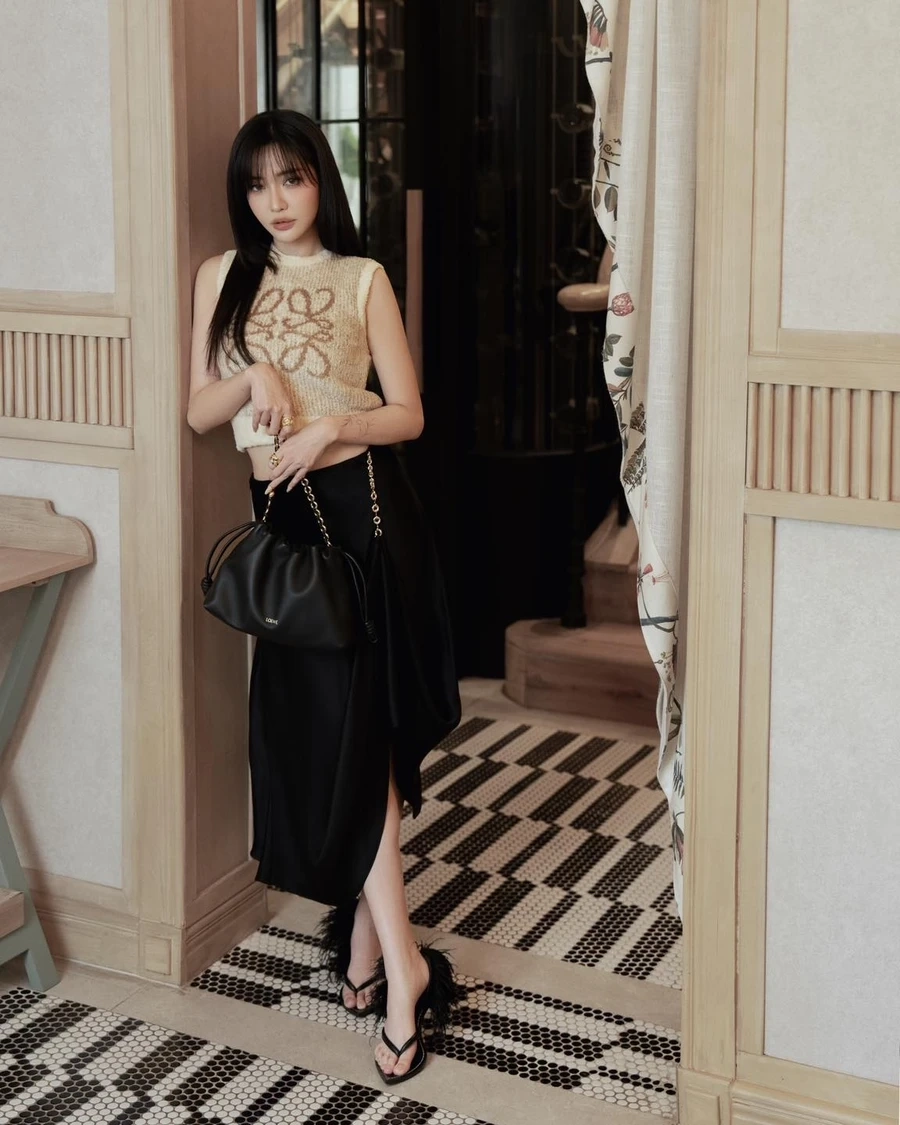 Bích Phương quê ở đâu là câu hỏi thú vị mà nhiều fan tò mò về nữ ca sĩ.