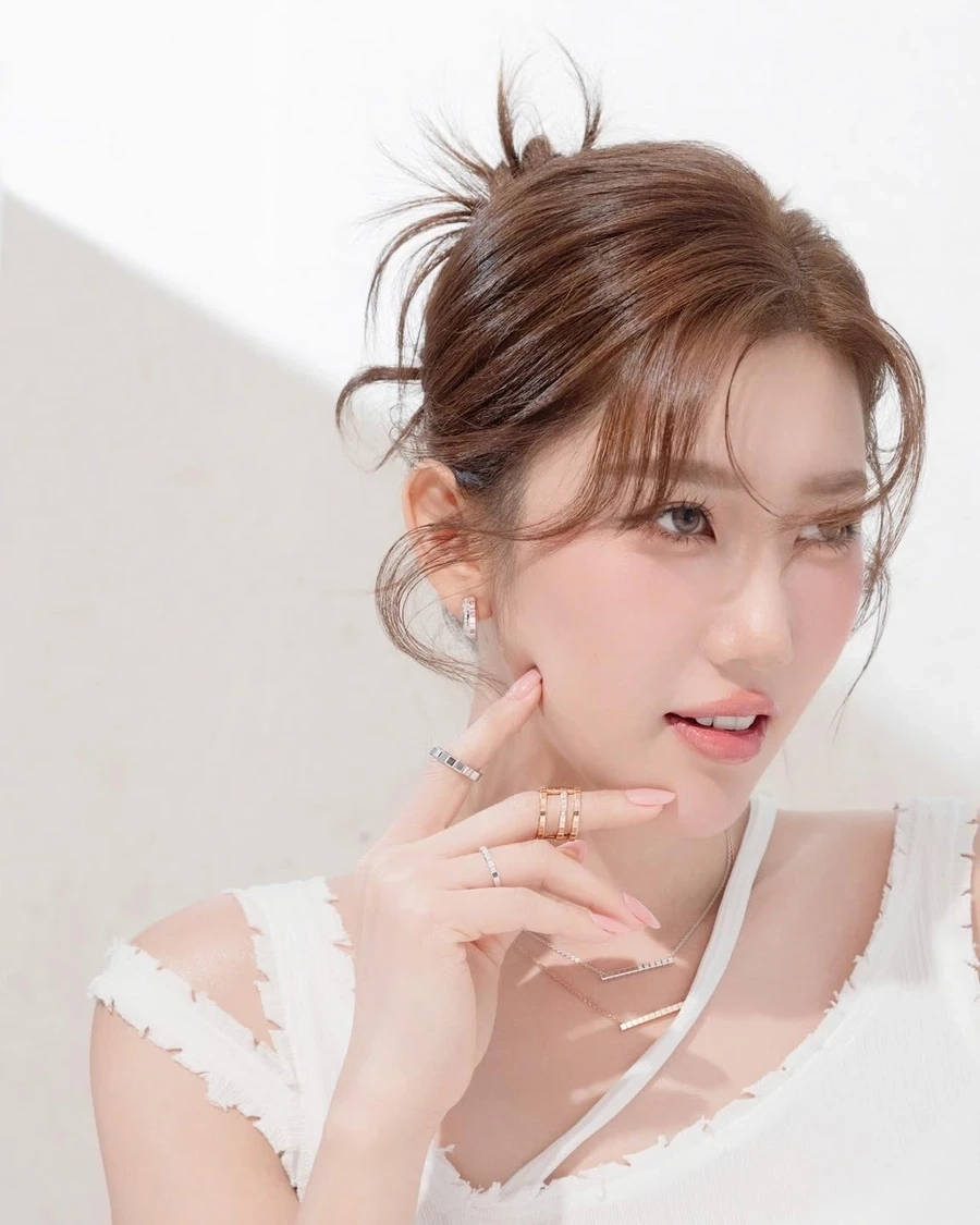 Đám cưới Thúy Ngân và Trương Thế Vinh khiến fan hào hứng với sự kiện đáng nhớ này.