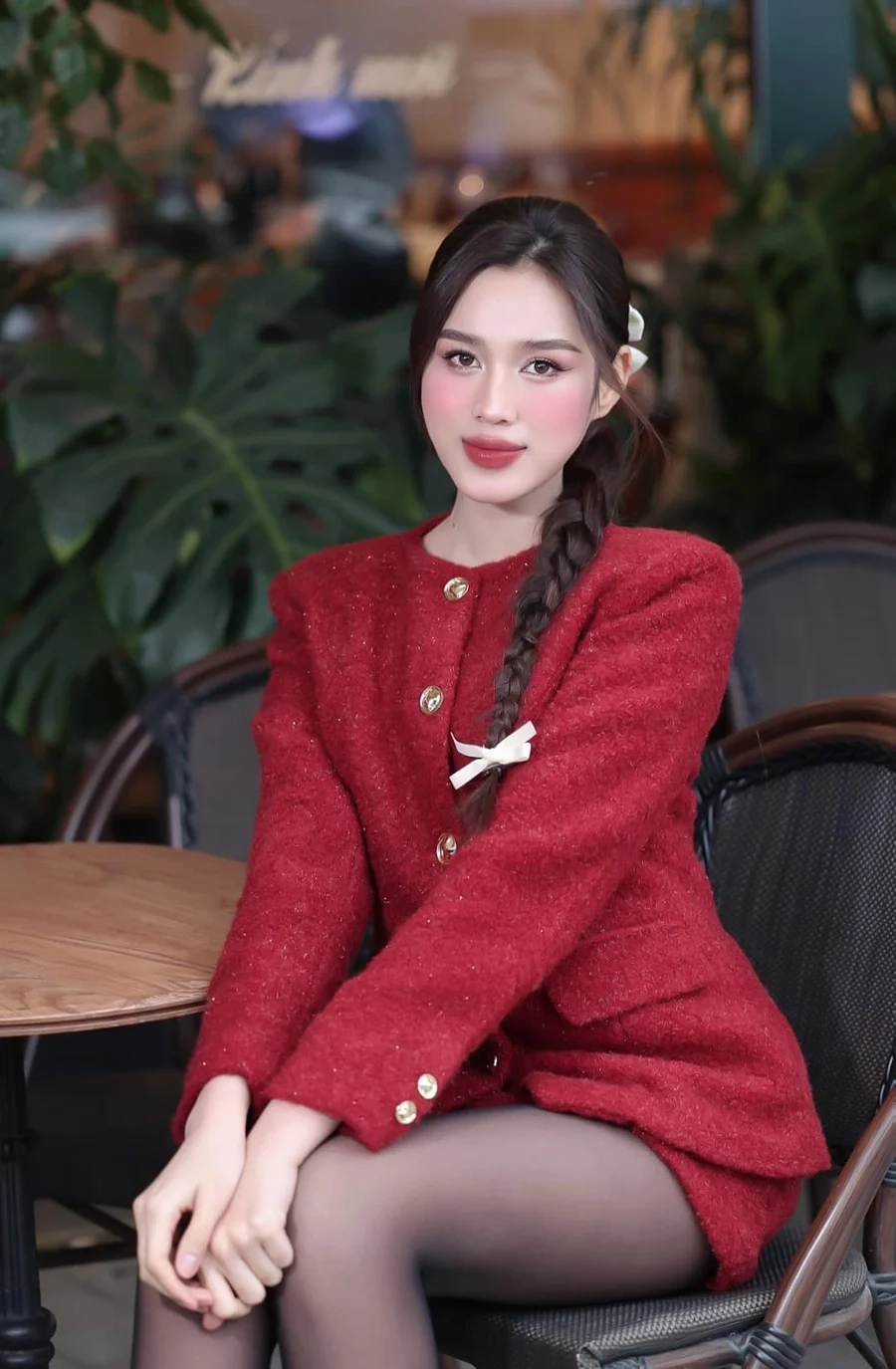 Ảnh bikini Đỗ Thị Hà ghi lại vẻ đẹp tựa như hoa hậu.