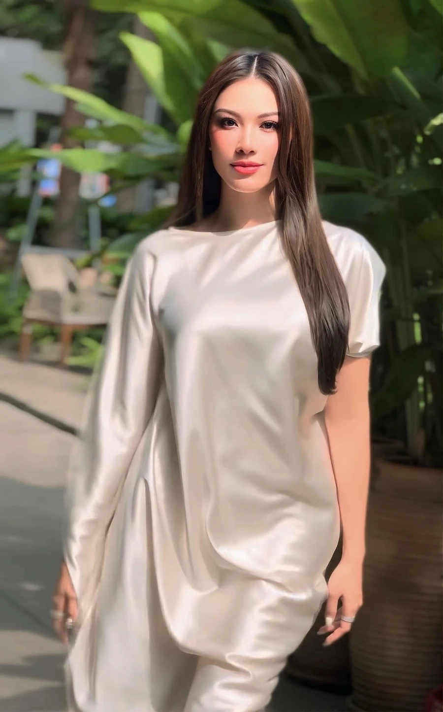 Nguyễn Huỳnh Kim Duyên Miss Universe mang lại hy vọng và tự hào cho sắc đẹp Việt Nam.
