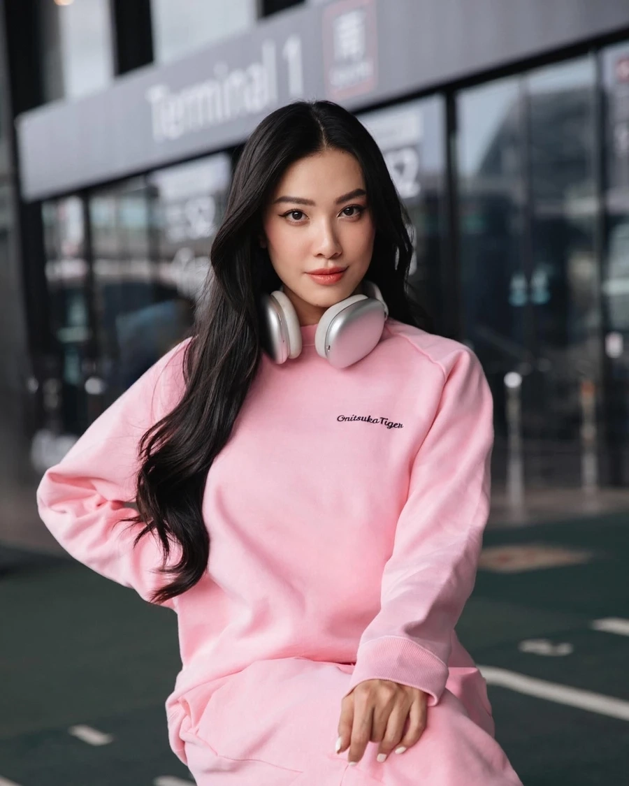 Á hậu Kim Duyên luôn gây ấn tượng mạnh mẽ với sự duyên dáng, tài năng.