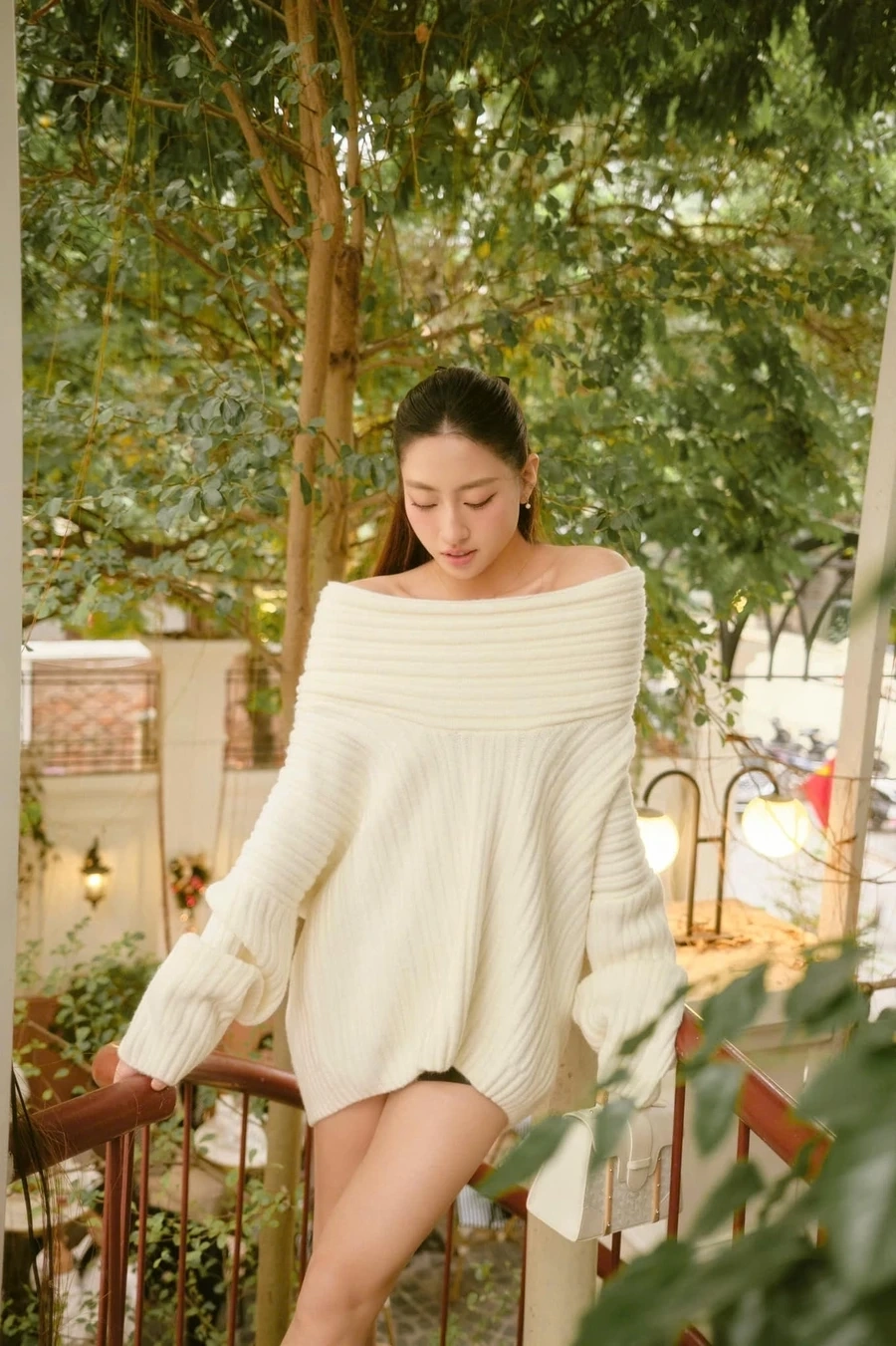 Lương Thùy Linh thi Hoa hậu thế giới với sự tự tin và tài năng không thua kém bất kỳ đối thủ nào.
