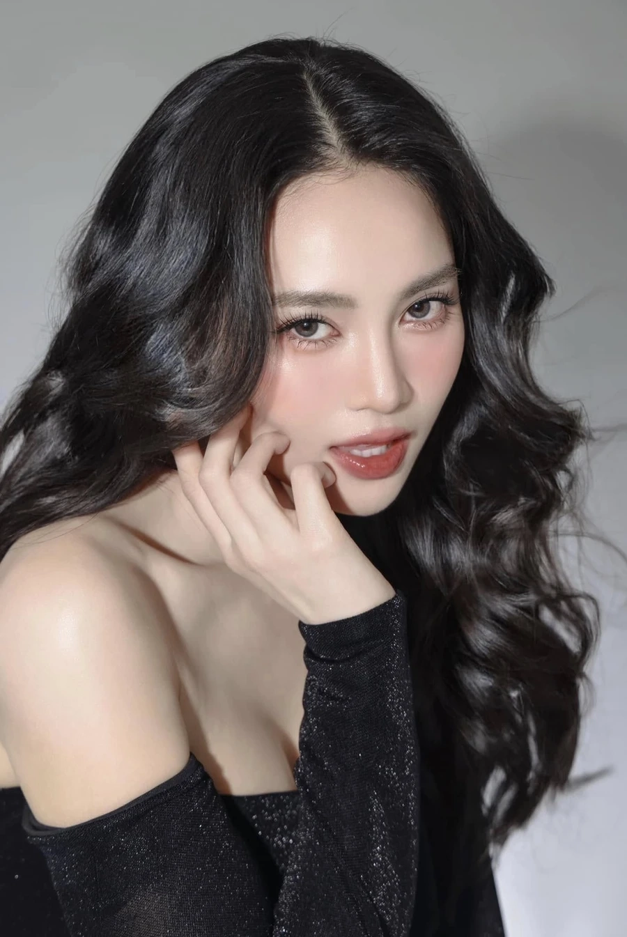Ninh Dương Lan Ngọc Ngô Kiến Huy là cặp đôi đáng yêu được nhiều người yêu mến.
