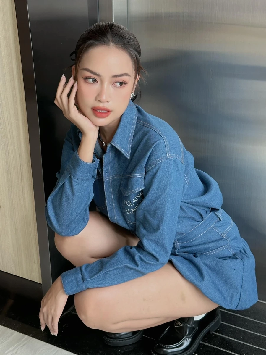 Ảnh Hoa hậu Ngọc Châu ghi lại những khoảnh khắc tuyệt vời và đầy tự hào.