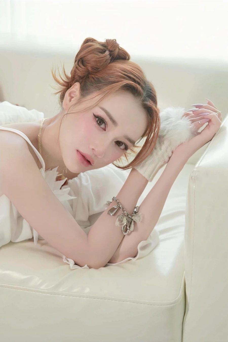 Bikini Nhã Phương luôn mang đến sự tươi mới và tràn đầy năng lượng.