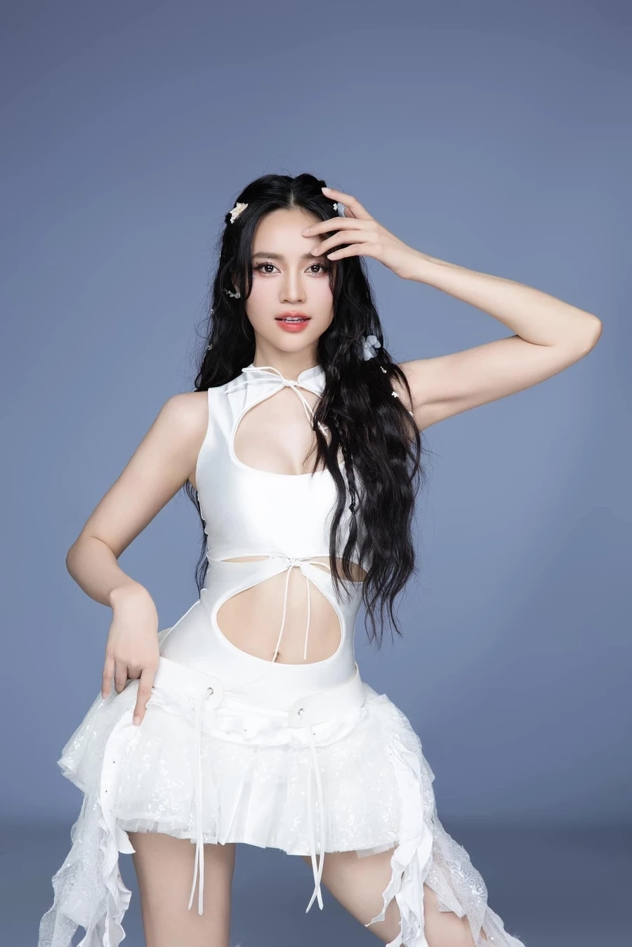 Ninh Dương Lan Ngọc và Ngô Kiến Huy hẹn hò là một chủ đề gây xôn xao cộng đồng mạng.