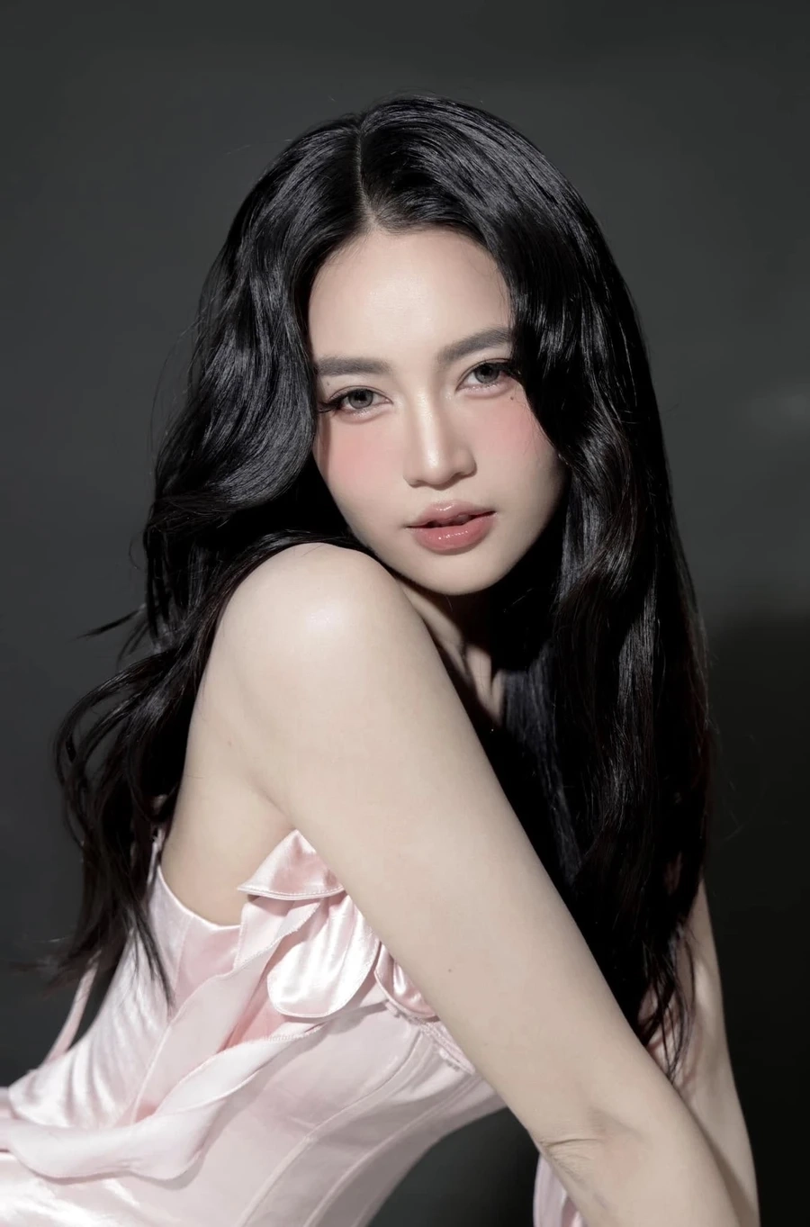 Đám cưới Ngô Kiến Huy và Ninh Dương Lan Ngọc là sự kiện được fan mong chờ lâu nay.