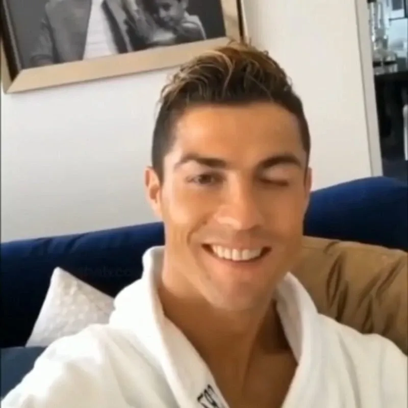 Siu ronaldo meme đầy năng lượng, khiến bạn cười lăn