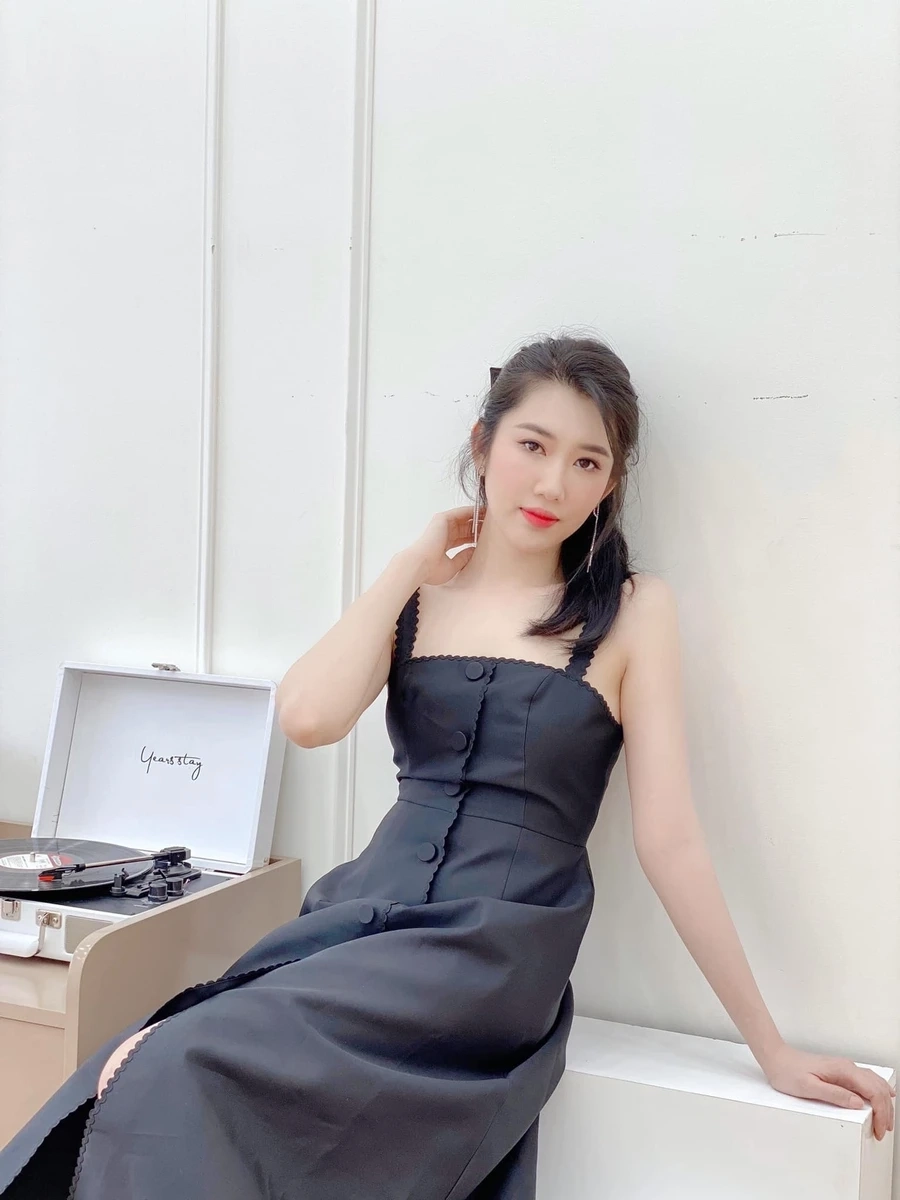 Lan Ngọc Thúy Ngân là cặp đôi đáng yêu được yêu mến trong làng giải trí.