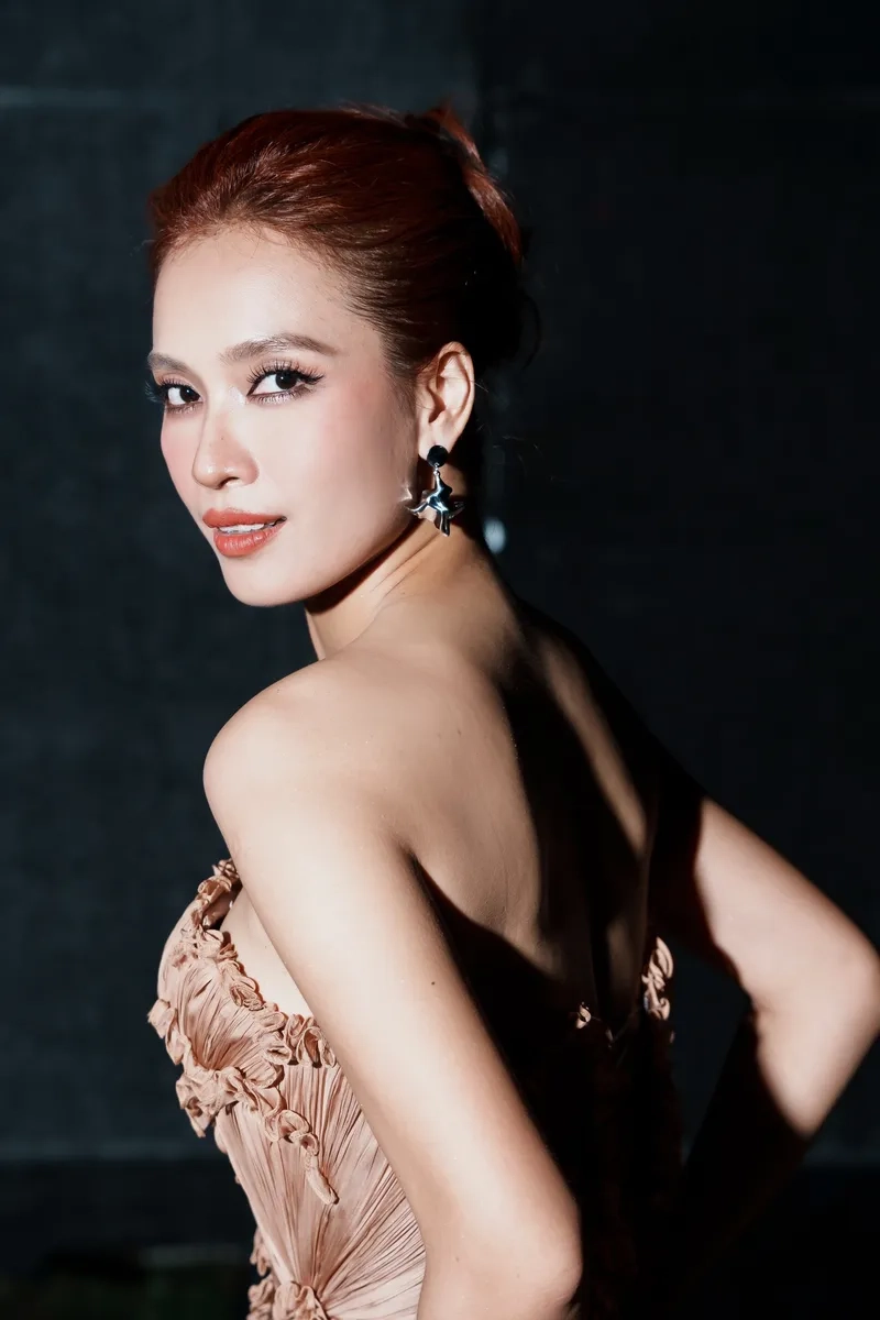 Ái Phương may mắn và hành trình chinh phục khán giả Vpop