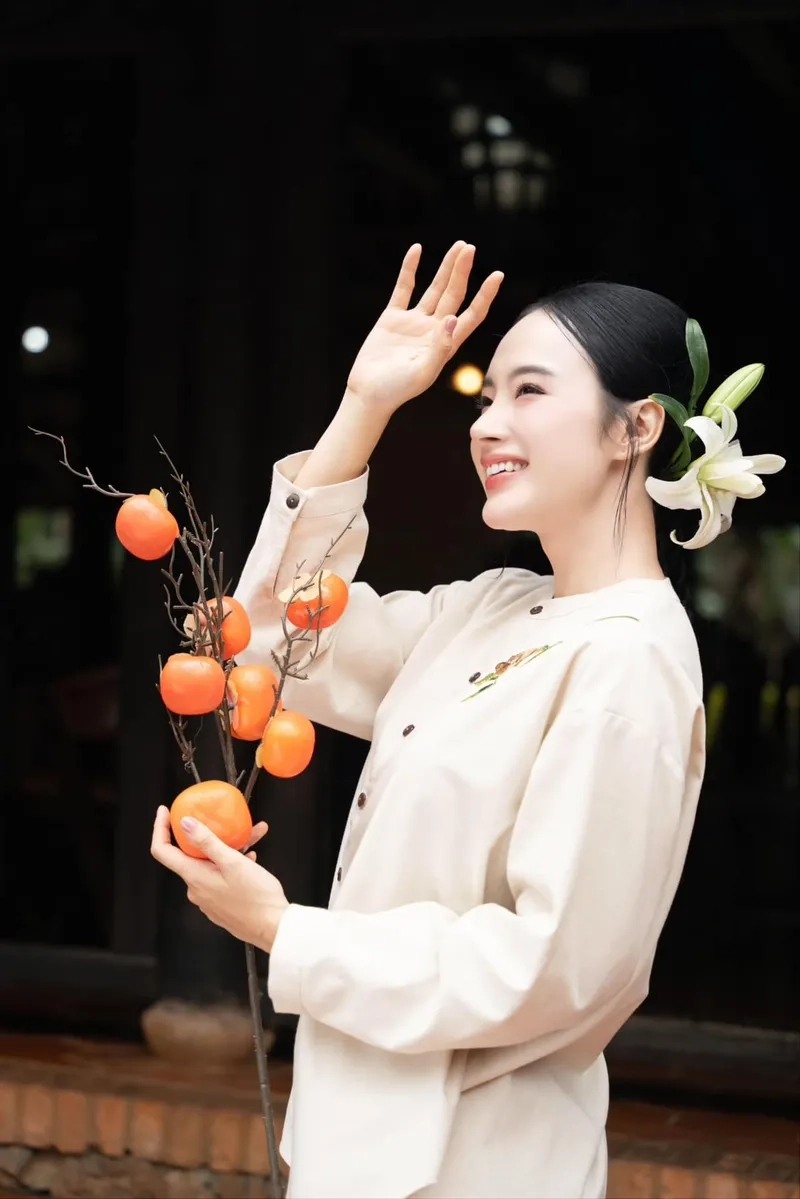 Tìm hiểu Angela Phương Trinh sinh năm bao nhiêu của mỹ nhân 9X