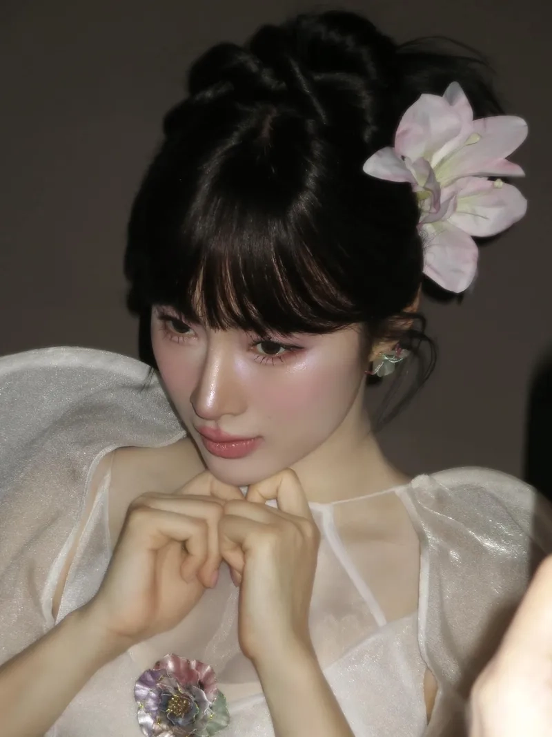 Tìm hiểu Angela Phương Trinh ngày sinh của cô nàng Bảo Bình