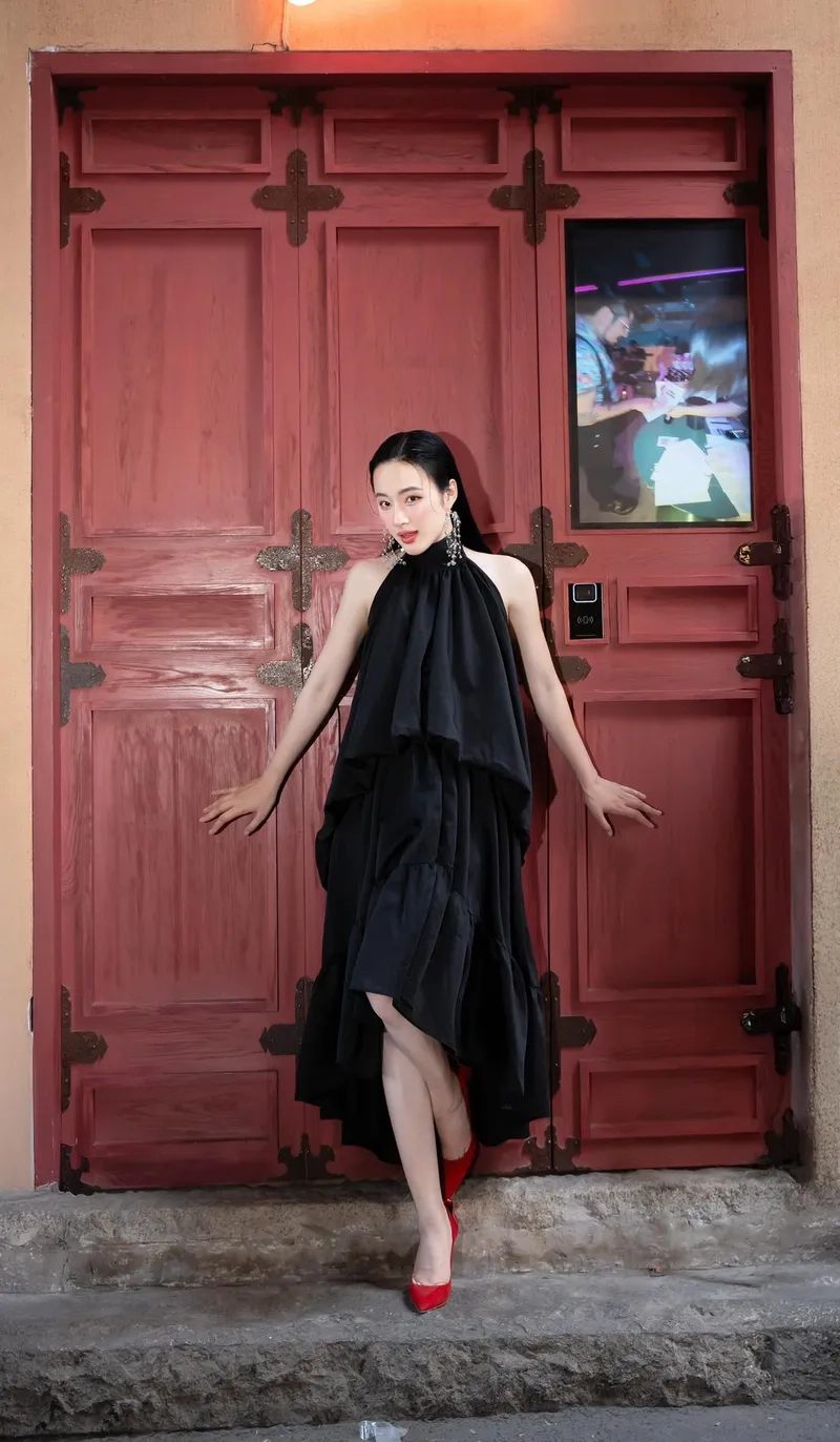 Xem Angela Phương Trinh giờ ra sao với cuộc sống hiện tại