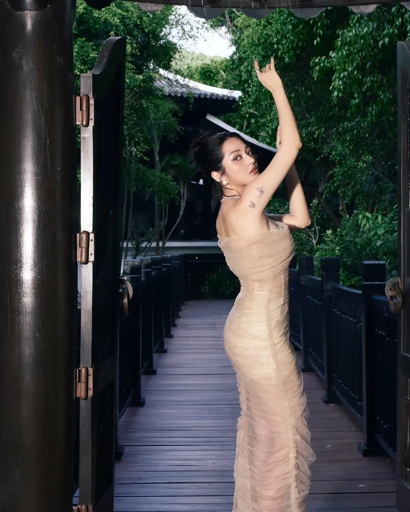 Tò mò bảo anh bao nhiêu tuổi với nhan sắc trẻ trung