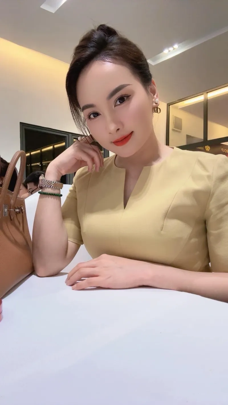 Ngắm diễn viên Bảo Thanh sinh năm trong ảnh thời thượng