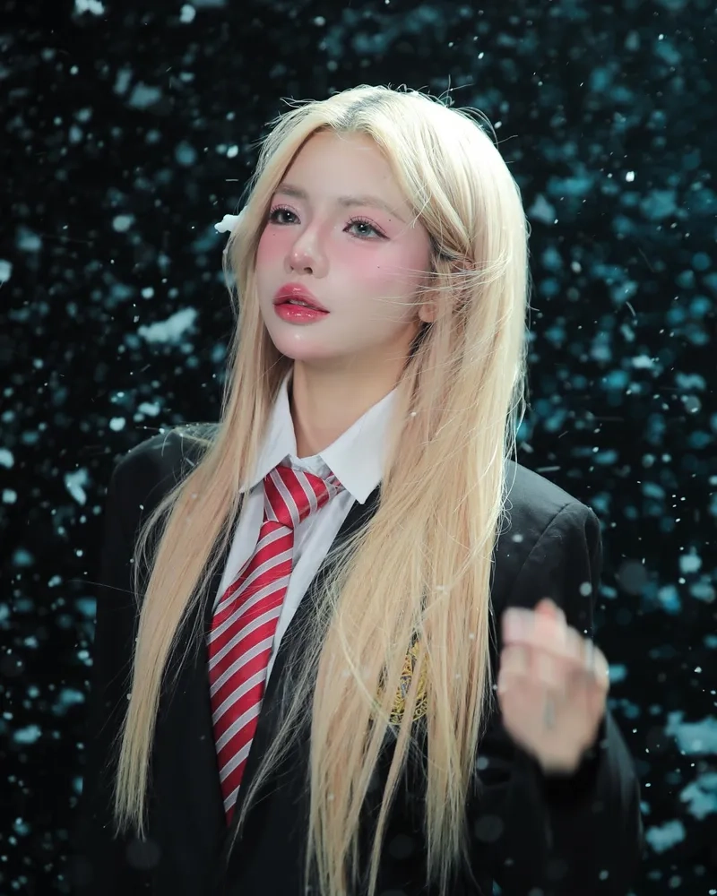 Ảnh đẹp tiết lộ Ciin Bùi Thảo Ly bao nhiêu tuổi