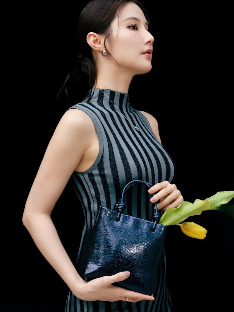 Tìm hiểu Diễm My 9x sinh năm bao nhiêu qua ảnh rạng rỡ