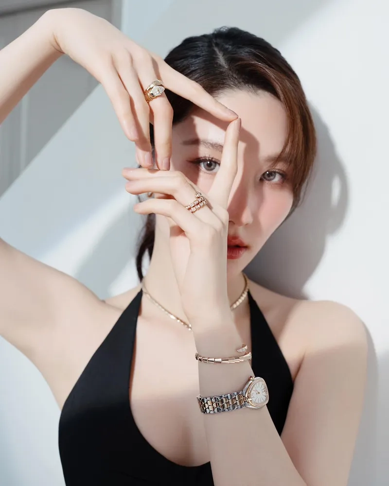 Khám phá Diễm My 9x bao nhiêu tuổi qua ảnh trẻ trung