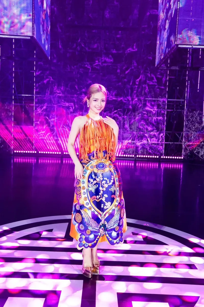Xem Dương Hoàng Yến chị đẹp tỏa sáng trên sân khấu