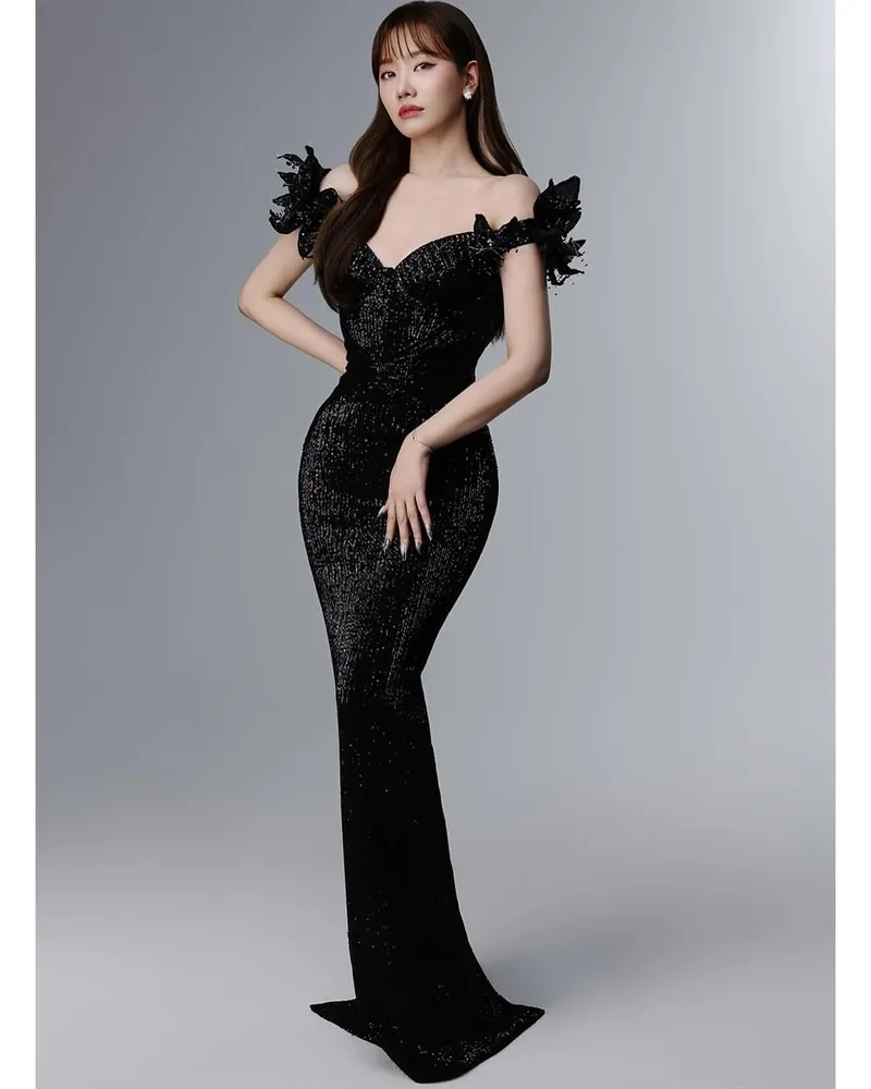 Hari Won chiều cao và phong cách thời trang dẫn đầu xu hướng