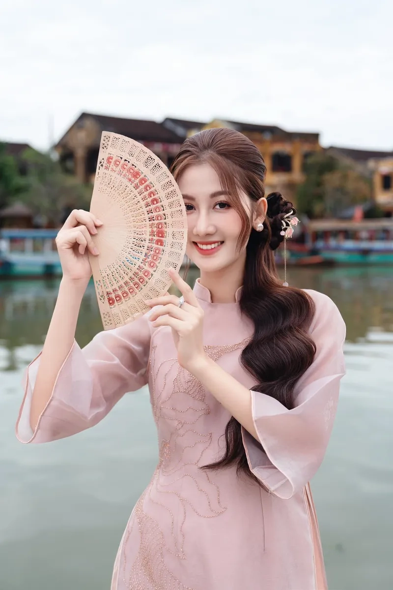 Đọc ngay Võ Lê Quế Anh tiểu sử để hiểu hơn về tân hoa hậu