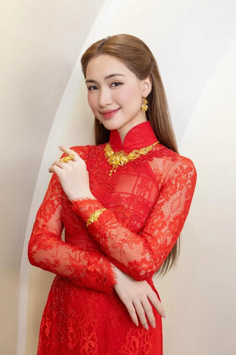 Khám phá Hòa Minzy quê gốc ở đâu qua bộ ảnh mới