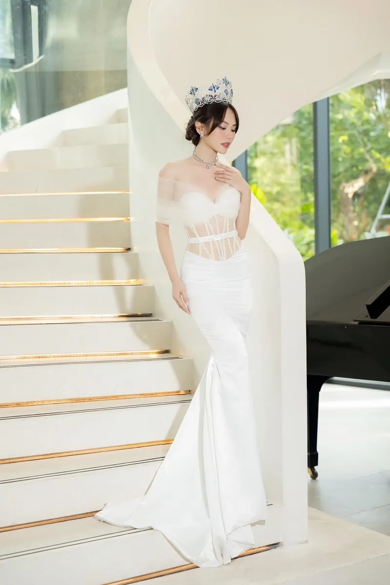 Ngắm ảnh và tìm hiểu Huỳnh Nguyễn Mai Phương học vấn nổi bật