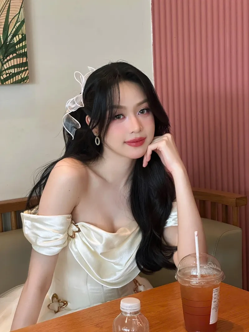 Tìm hiểu tiểu sử hoa hậu Huỳnh Thị Thanh Thủy đầy ấn tượng