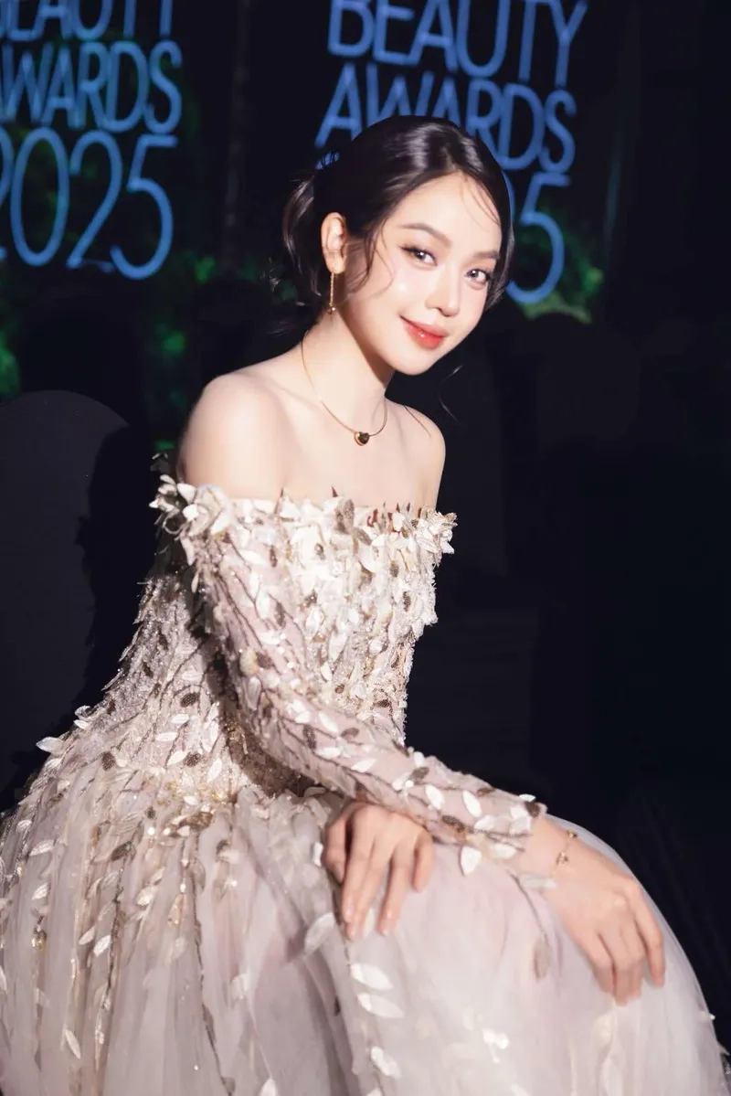 Khám phá Huỳnh Thị Thanh Thủy học vấn với thành tích đáng nể