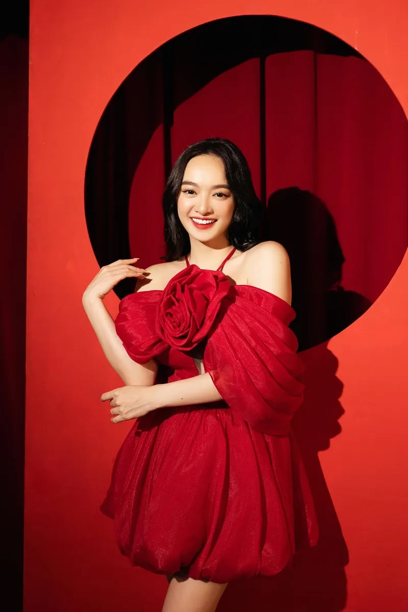 Tìm hiểu Kaity Nguyễn là ai qua ảnh ấn tượng nhất