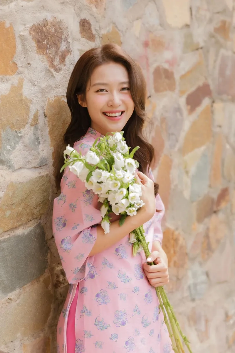 Diễn viên Khả Ngân sinh năm bao nhiêu qua ảnh thời trang