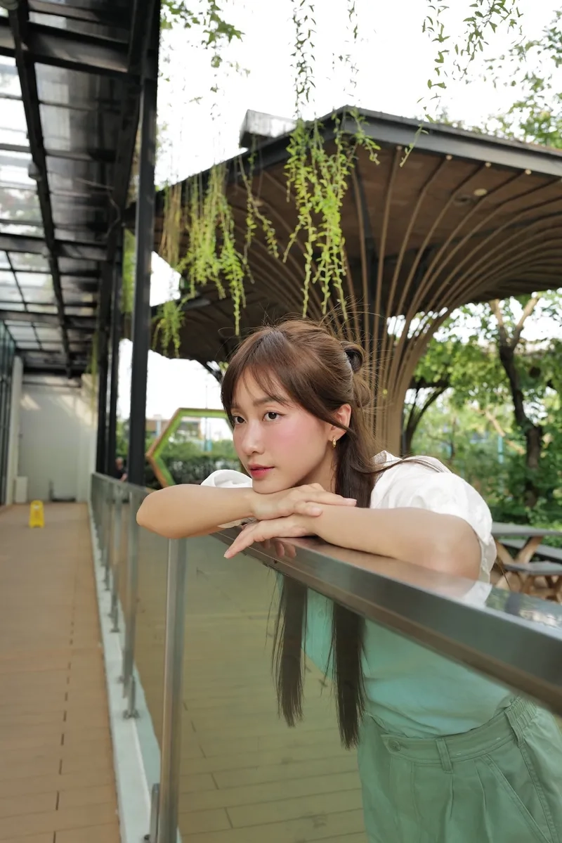 Xem lại Khả Ngân phim qua những khoảnh khắc đẹp trên ảnh