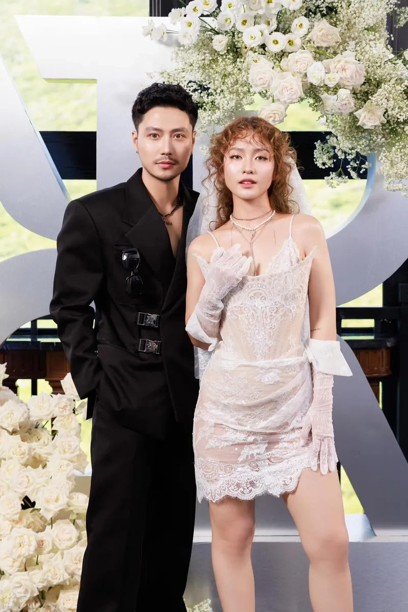 Thanh Sơn và Khả Ngân có yêu nhau không qua ảnh tình tứ