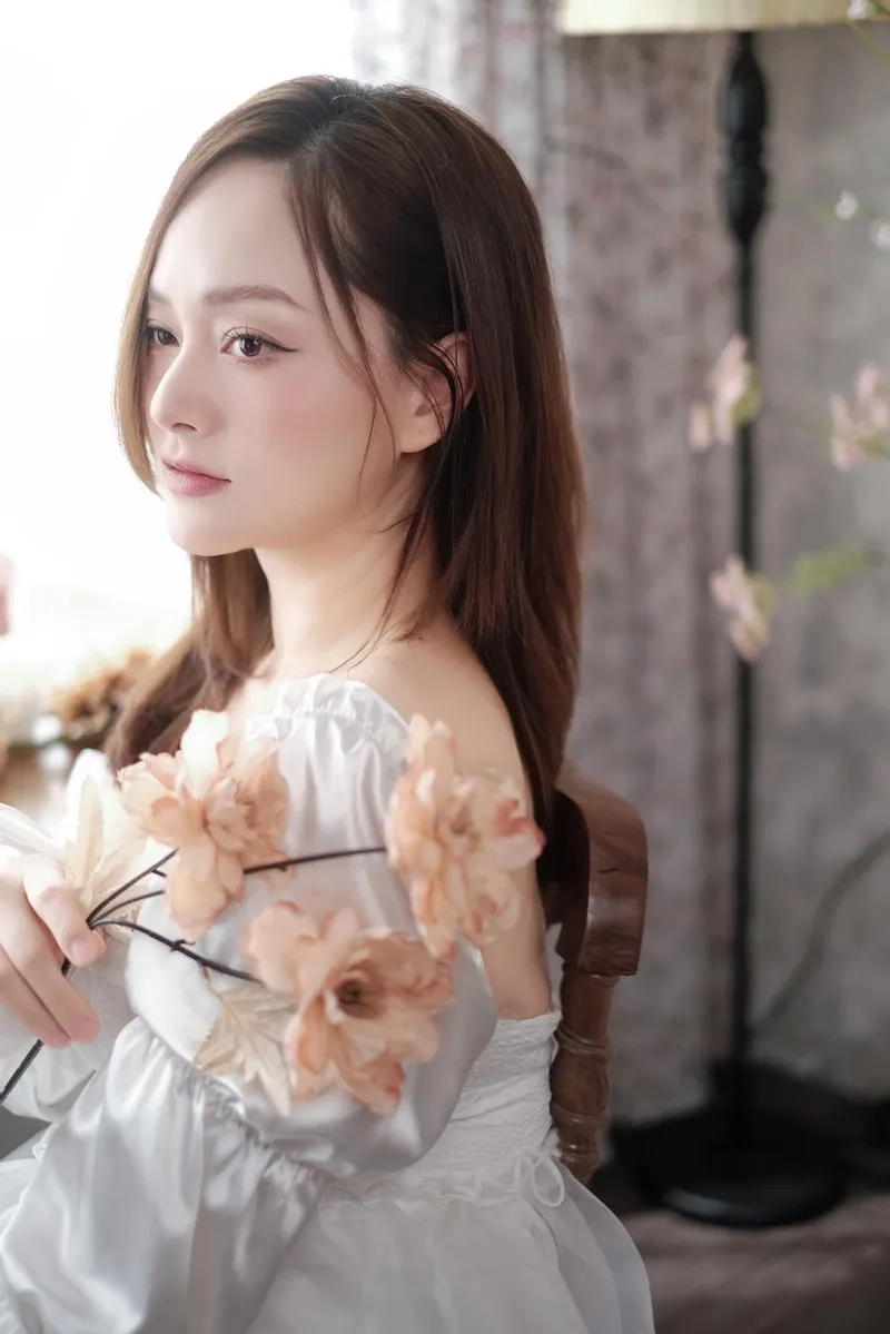 Cập nhật Nguyễn Lan Phương facebook qua ảnh đời thường