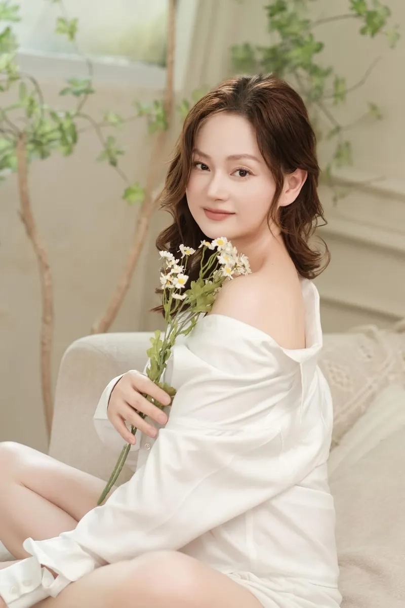 Xem Lan Phương Về Nhà Đi Con qua ảnh đầy cảm xúc