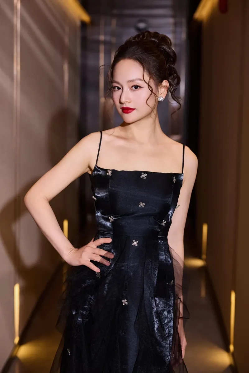 Xem Sống Chung Với Mẹ Chồng Lan Phương qua ảnh nổi bật