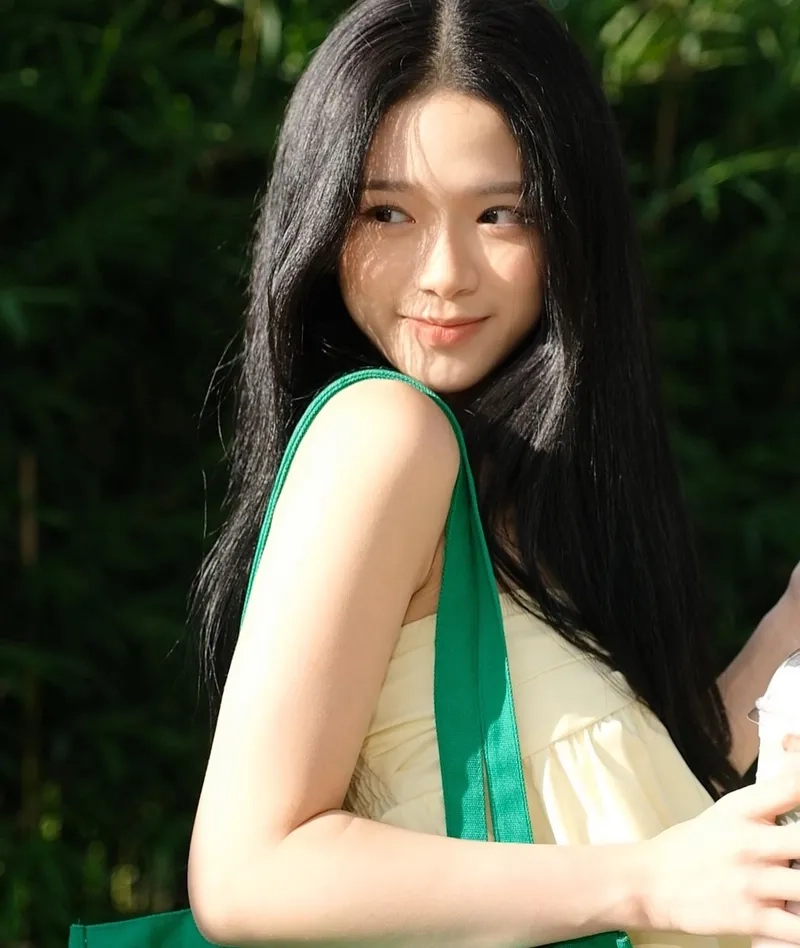 Nghe ngay nhạc Linh Ka với giai điệu trẻ trung và cuốn hút