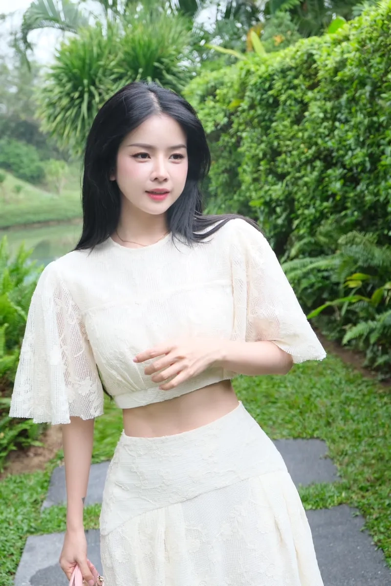 Chiêm ngưỡng DJ Mie body nóng bỏng trong từng bức ảnh