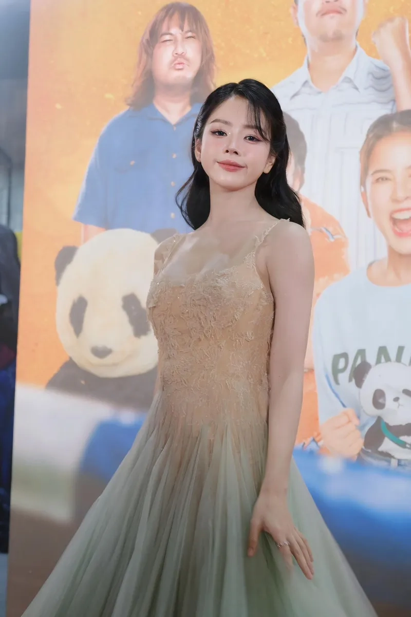 Thưởng thức DJ Mie chị đẹp đạp gió với màn trình diễn đỉnh