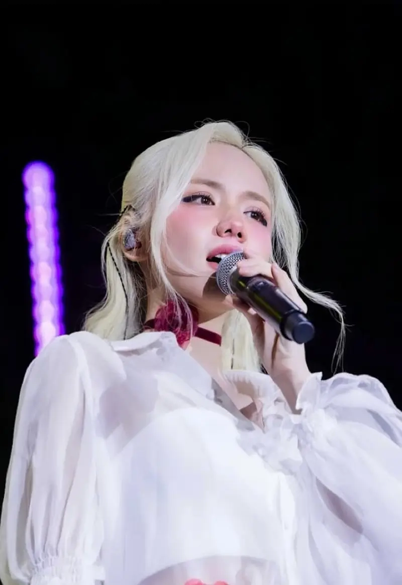 Nghe ngay bài hát của Phương Ly để cảm nhận âm nhạc trẻ