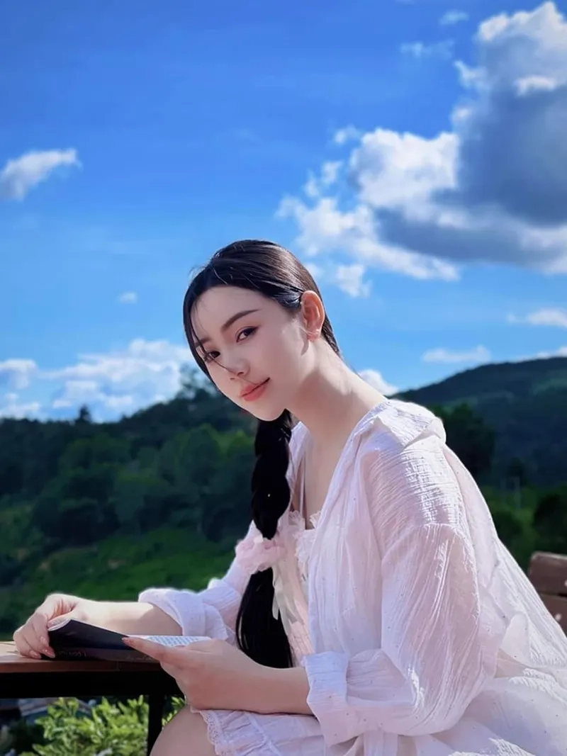 Quỳnh Kool hãy nói lời yêu ngọt ngào qua bộ ảnh phim