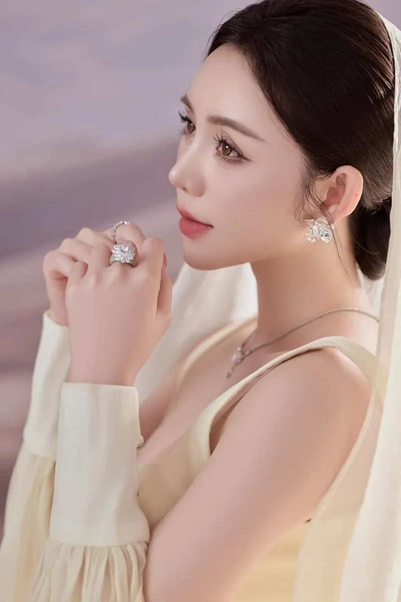 Quỳnh Kool hà nội trong mắt em đẹp qua ảnh hậu trường