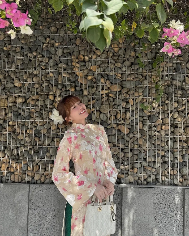 Cùng chúc mừng Sinh nhật Thiều Bảo Trâm với những bản hit đình đám