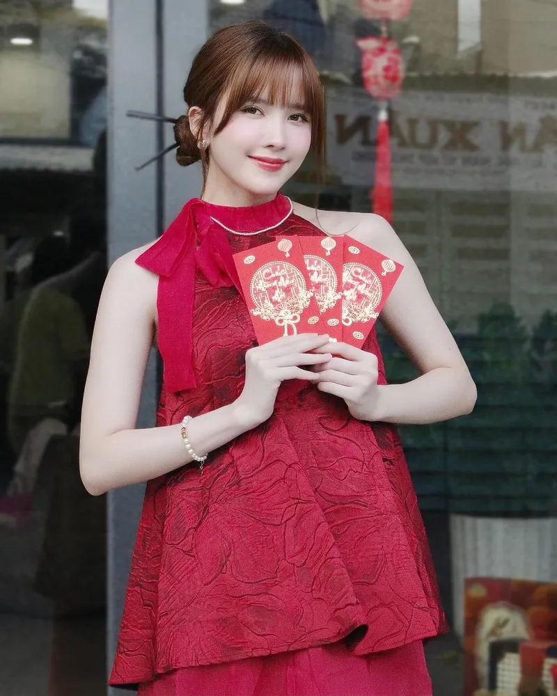 Thiều Bảo Trâm sinh năm mấy và những cột mốc đáng nhớ trong sự nghiệp