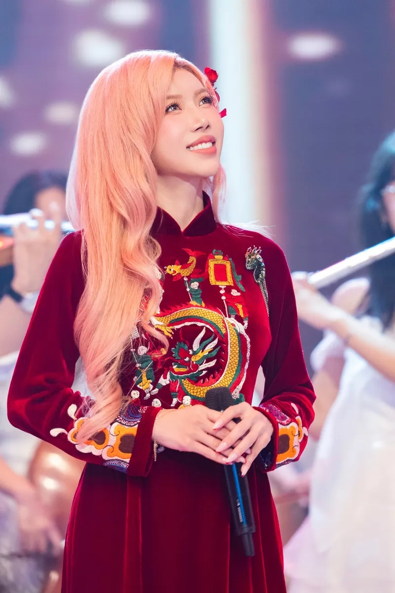 Khám phá Trang Pháp tiểu sử để hiểu hơn về hành trình ca hát