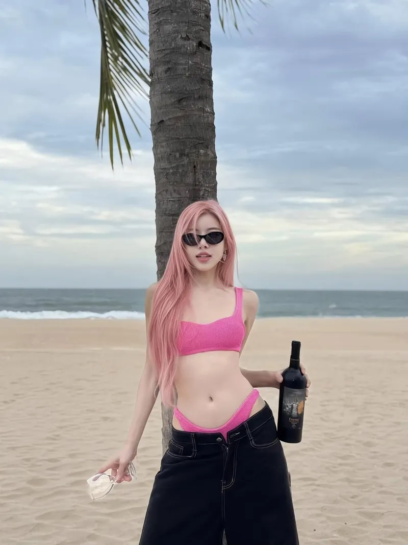 Xem Trang Pháp đạp gió với màn trình diễn đầy năng lượng