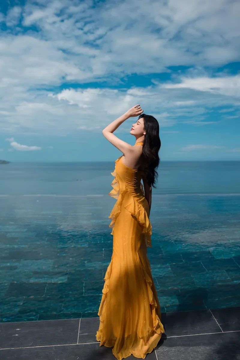 Trương Quỳnh Anh cao bao nhiêu và phong cách thời trang ấn tượng