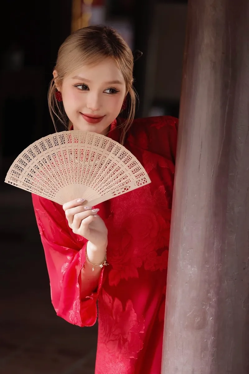 Yêu ngay Trang Phạm Xoài Non với phong cách nổi bật