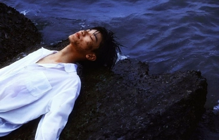 Hình avatar buồn cô đơn dành cho những trái tim trống trải