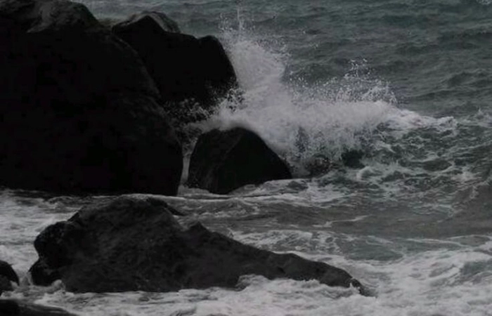 Ảnh đại diện tâm trạng gửi gắm tâm tư khó gọi thành lời